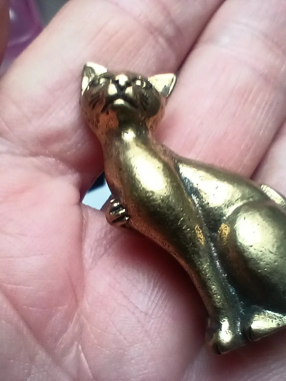 Gold Cat Figurine for Cats & Pet Lovers - statue 1.5